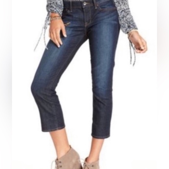 Lucky Brand Dark Blue Low Rise Sweet and Cropped Jeans Women’s 12/31 - Picture 2 of 13